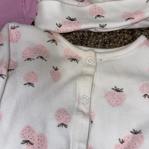 SALE 0-3 months baby girl clothing bundle - Picture 5 of 7